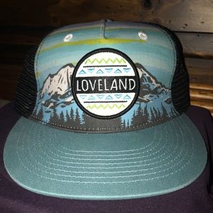 SnapBack Flat-Bill trucker ski resort hat